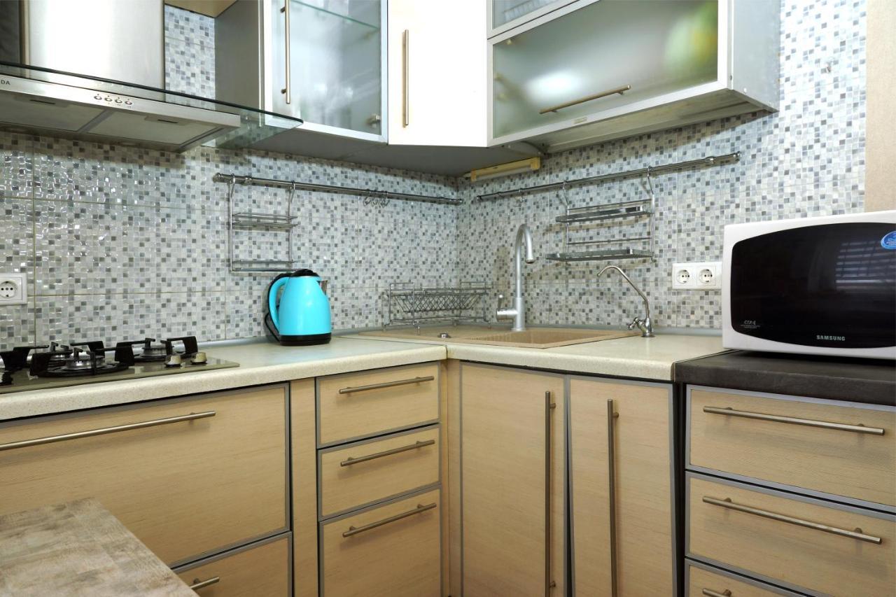 2 Rooms Semi-Luxury Apt On 39-H Nezalezhnoi Ukrаiny Street Next To The City Council Zaporizhia Exterior foto